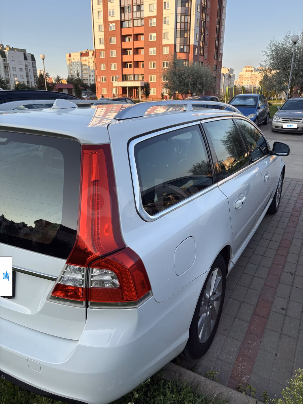 Volvo V70 фото 11