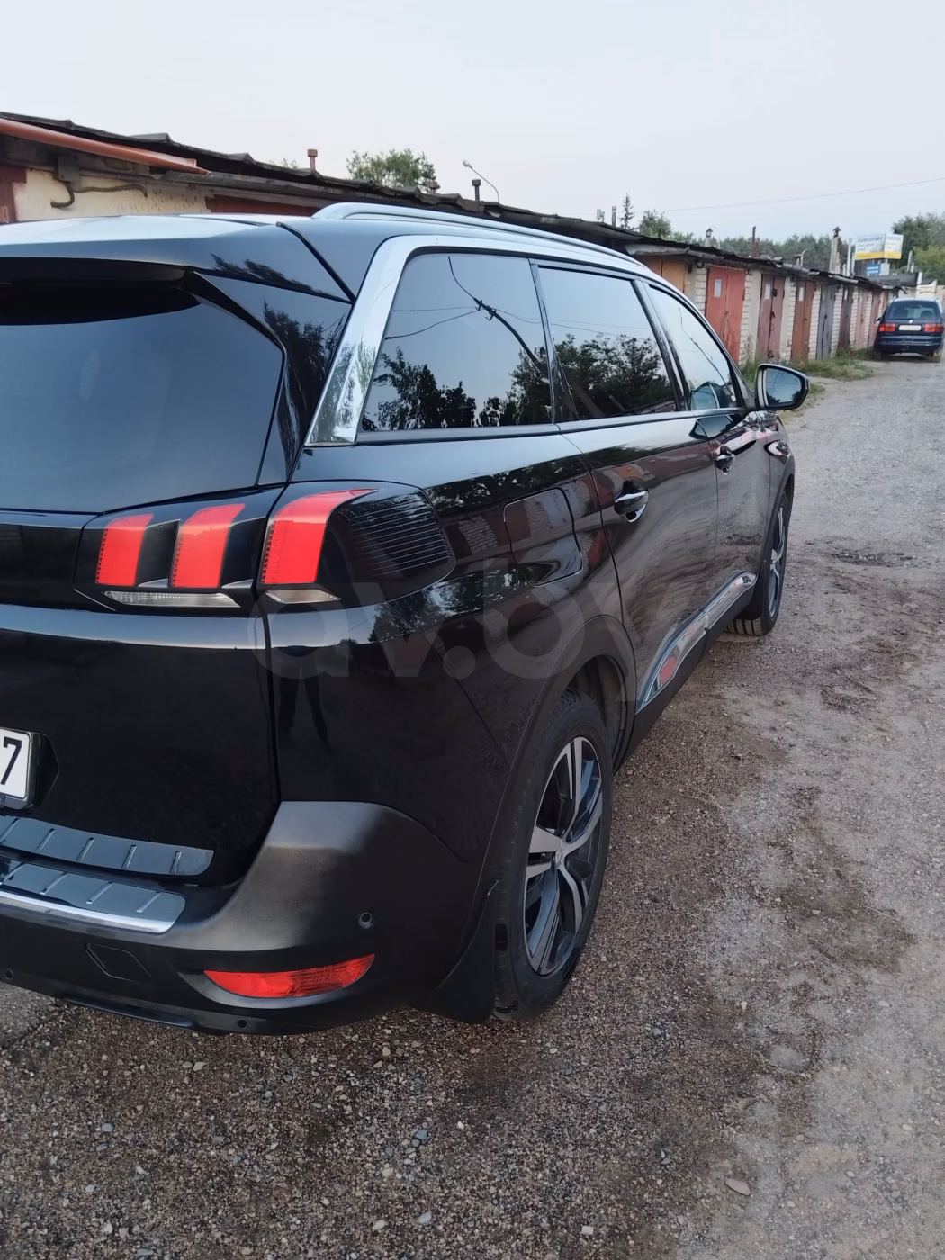 Peugeot 5008 фото 3