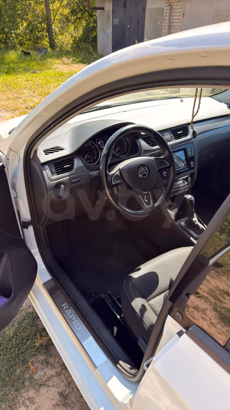 Skoda Rapid фото 16