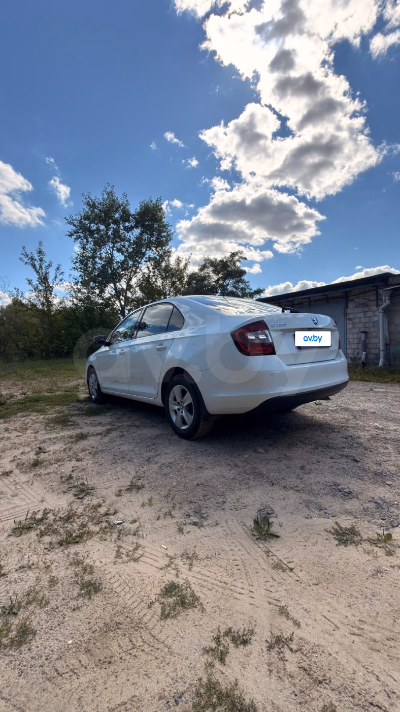 Skoda Rapid фото 5