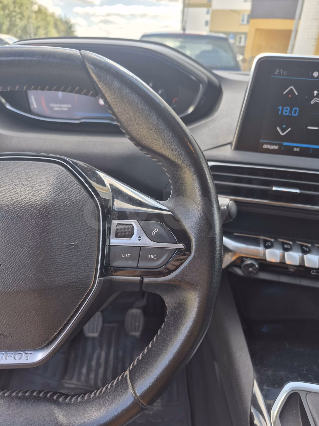 Peugeot 3008 фото 15