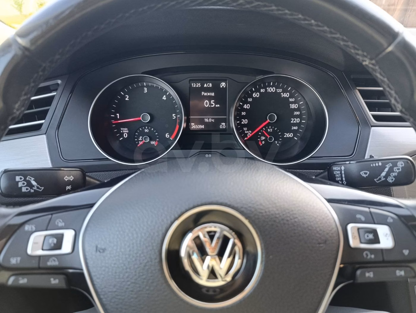 Volkswagen Passat фото 8
