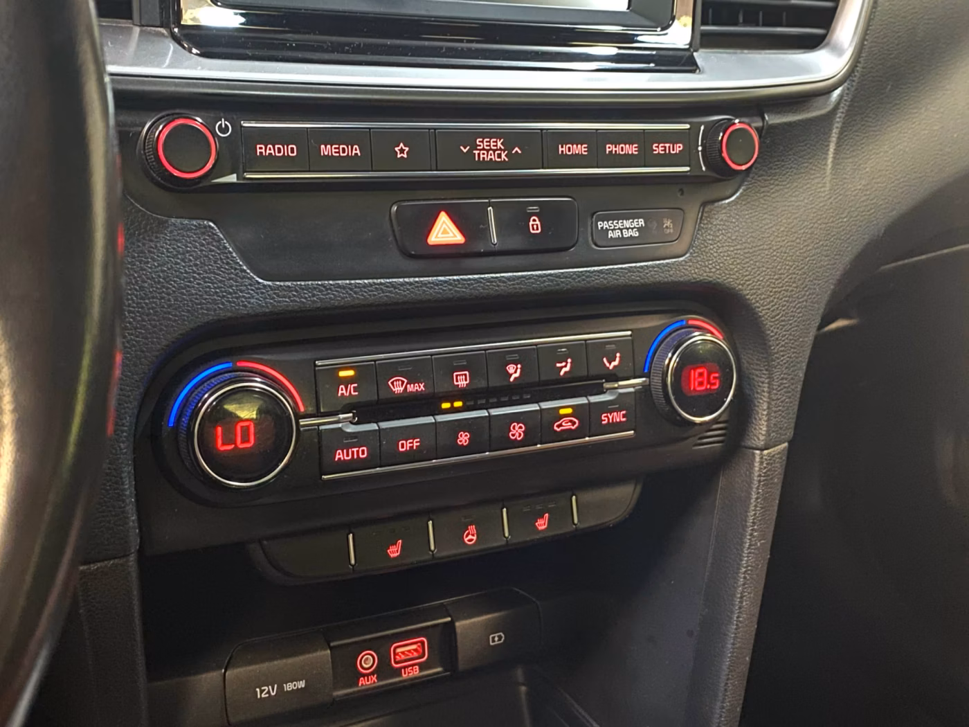 Kia Cee'd фото 11