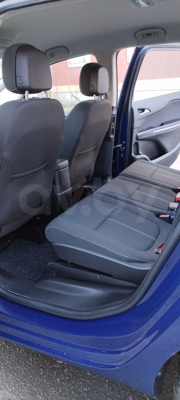 Opel Zafira фото 13