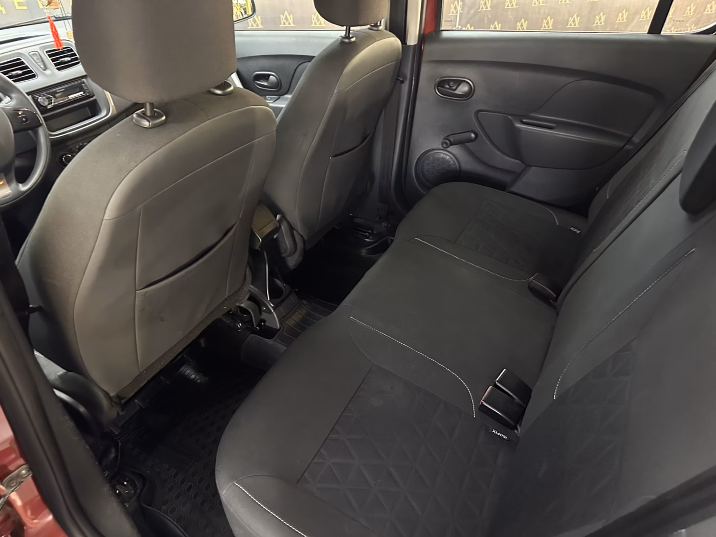 Renault Sandero Stepway фото 26