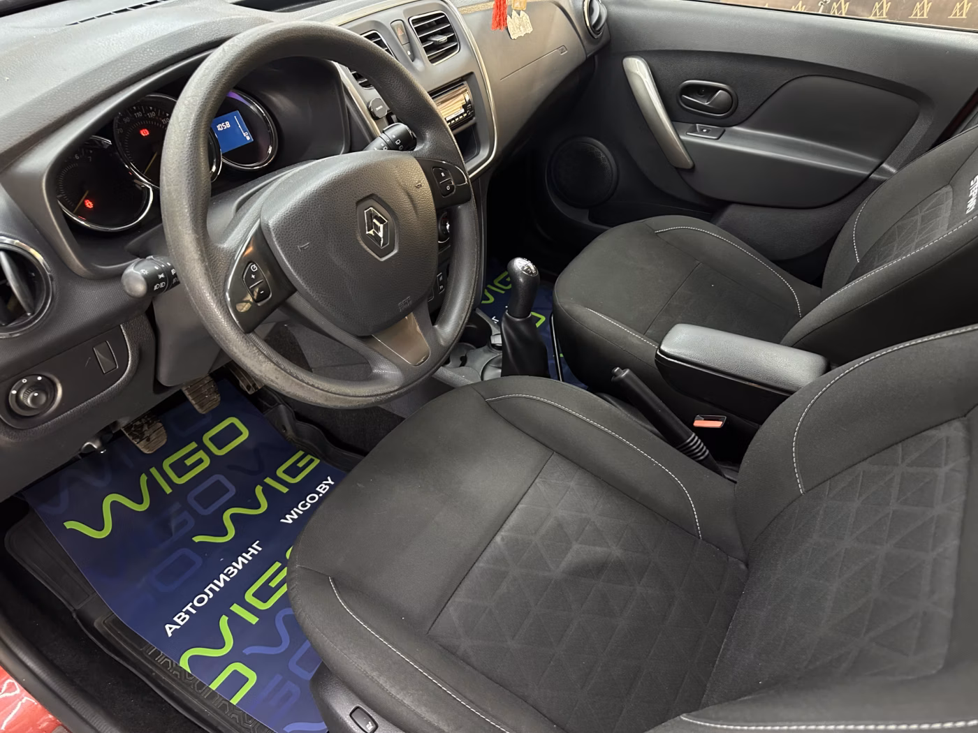 Renault Sandero Stepway фото 20
