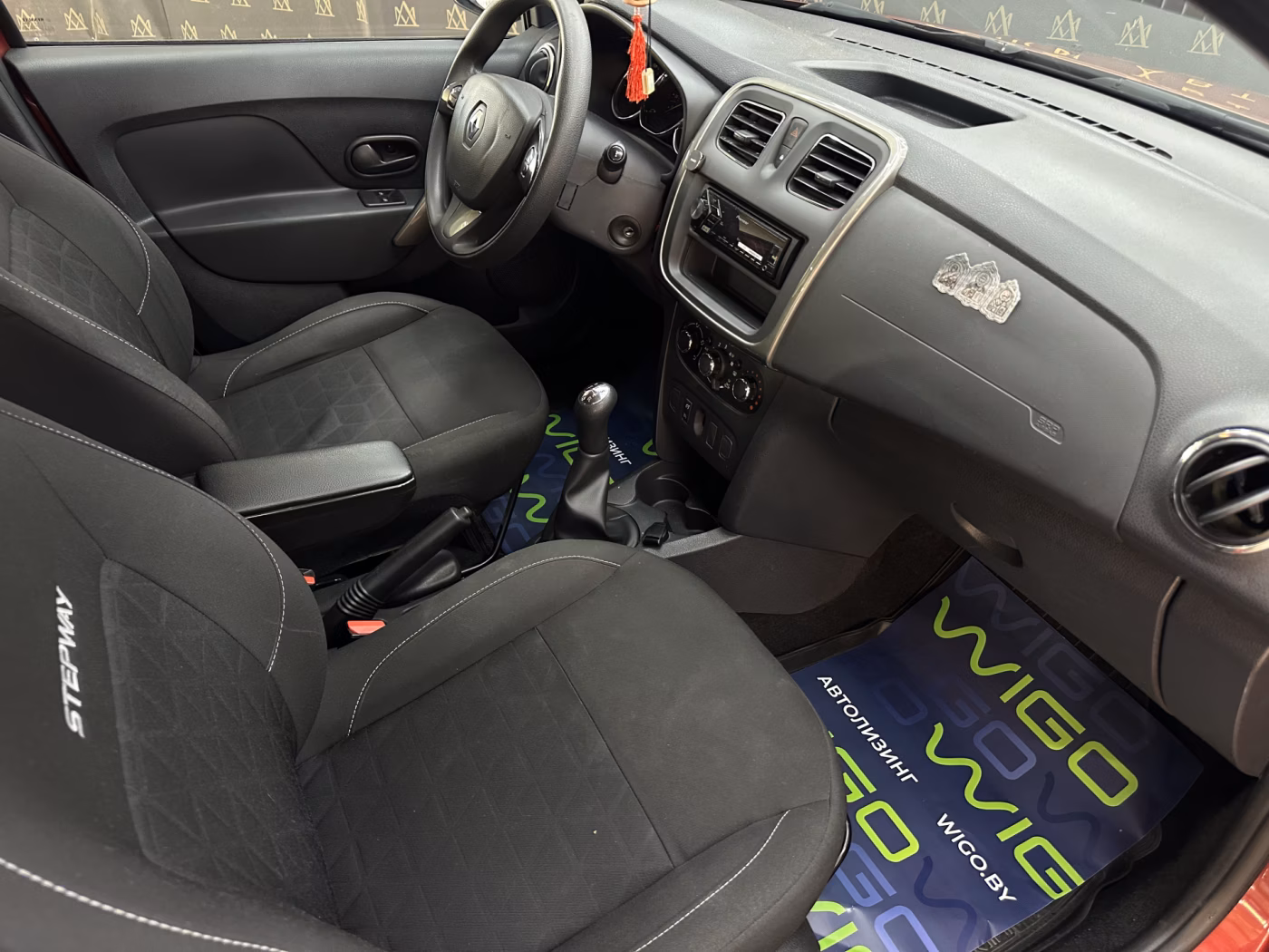 Renault Sandero Stepway фото 23