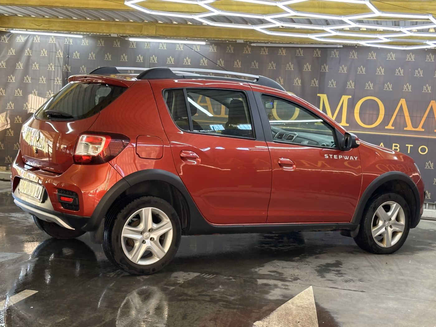 Renault Sandero Stepway фото 9