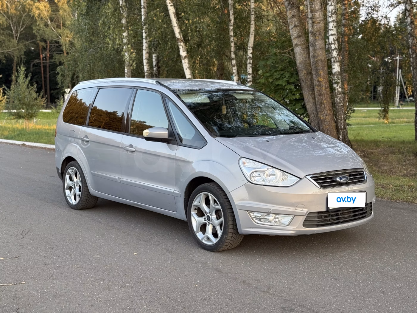 Ford Galaxy фото 5