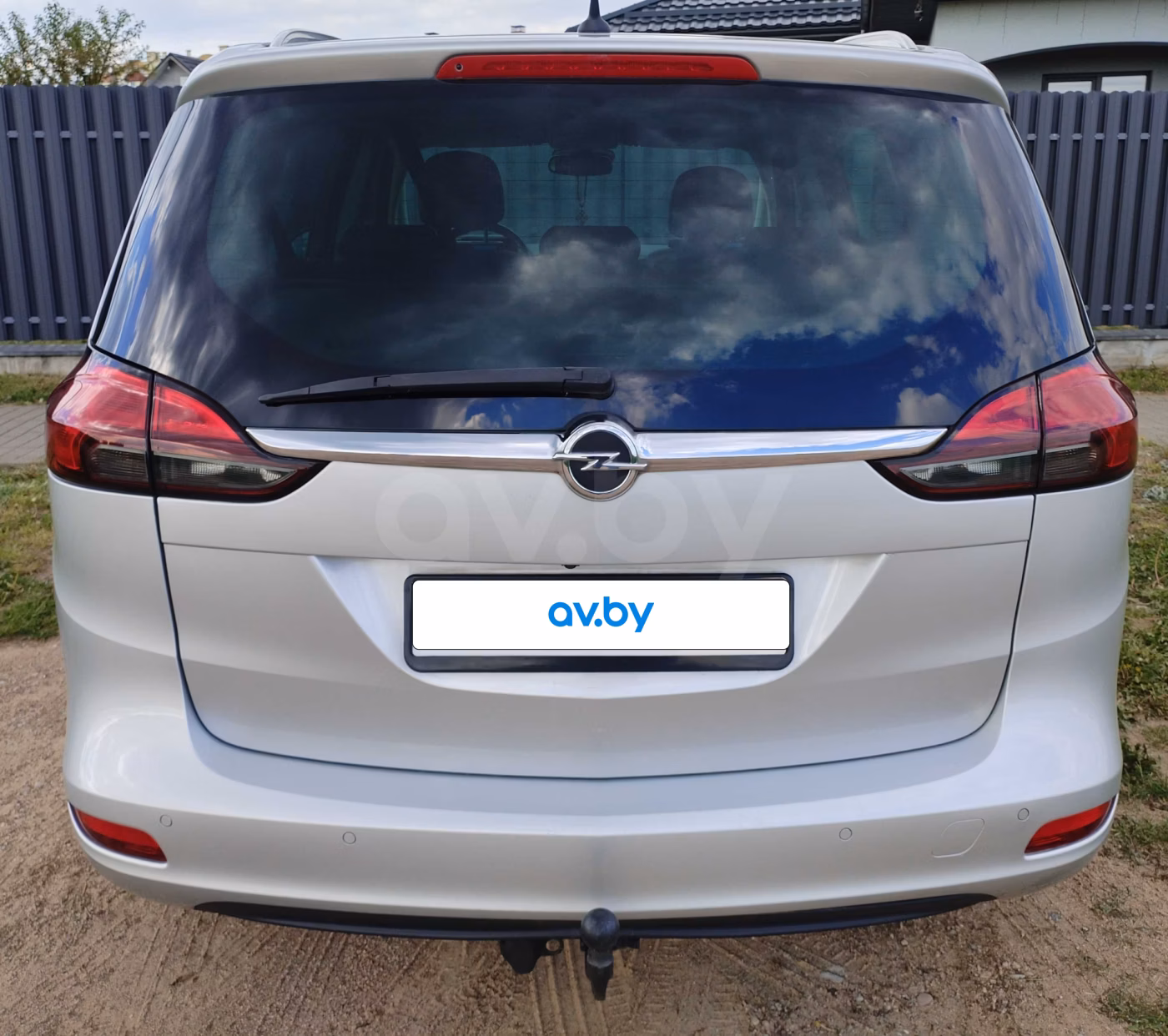 Opel Zafira фото 4