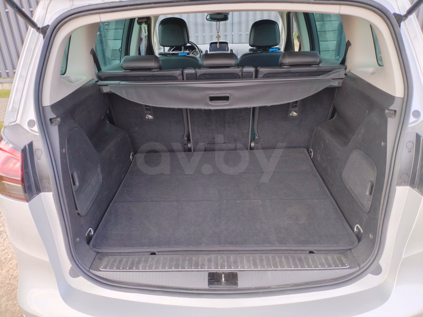 Opel Zafira фото 9