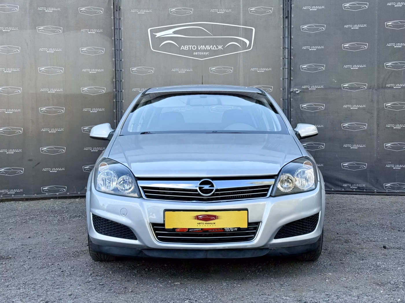 Opel Astra фото 5