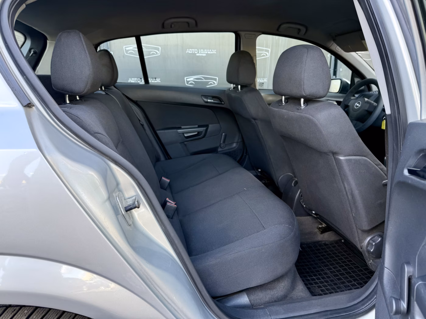 Opel Astra фото 23