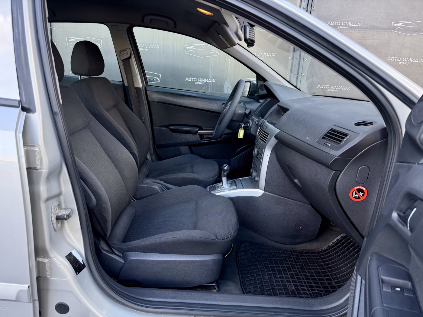 Opel Astra фото 14