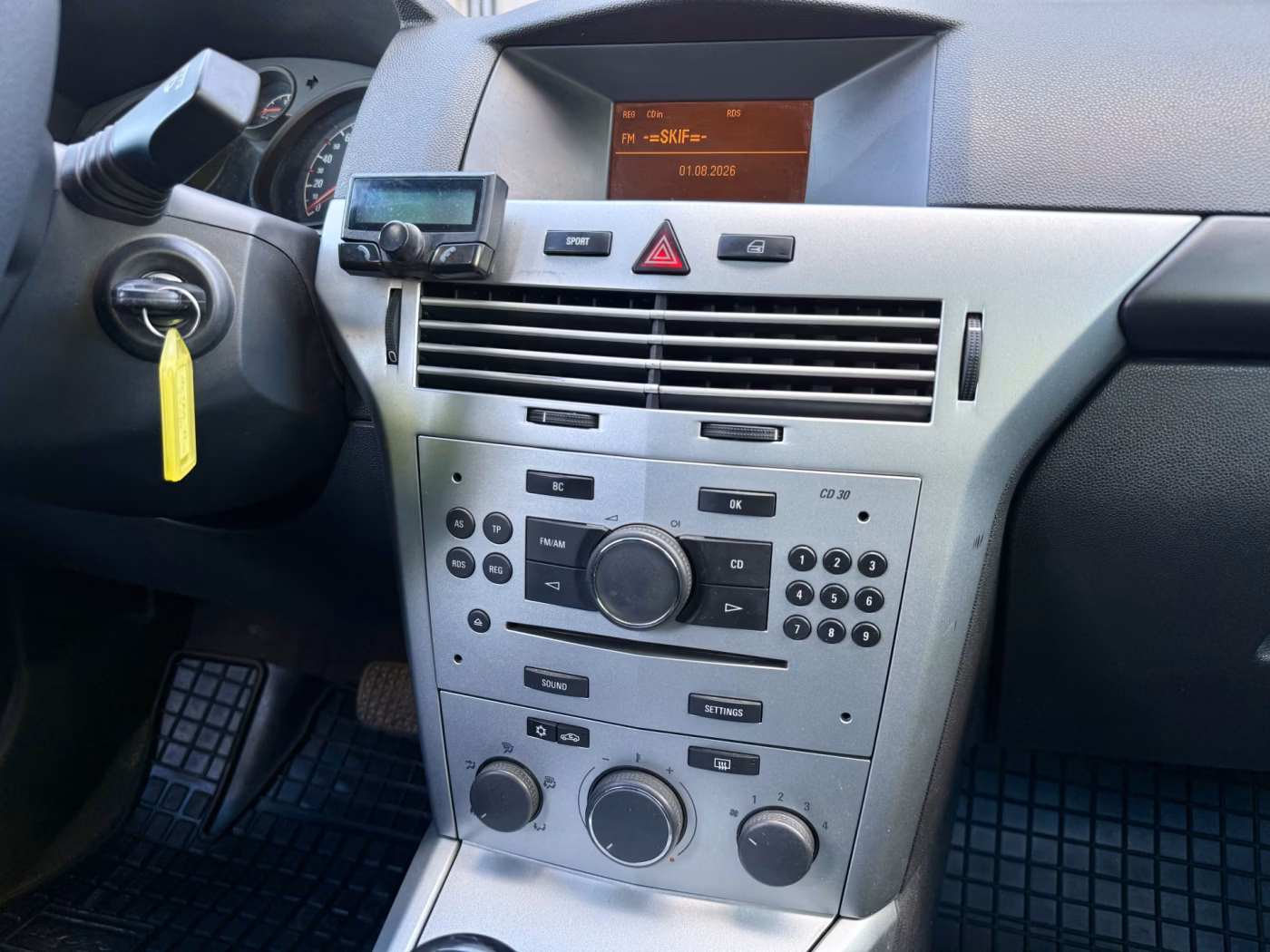 Opel Astra фото 20