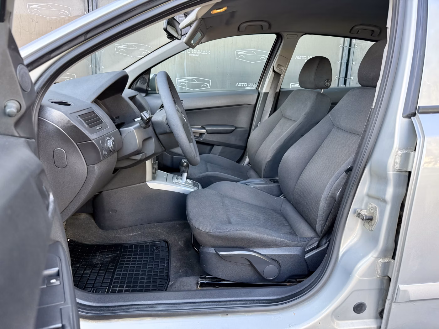 Opel Astra фото 12