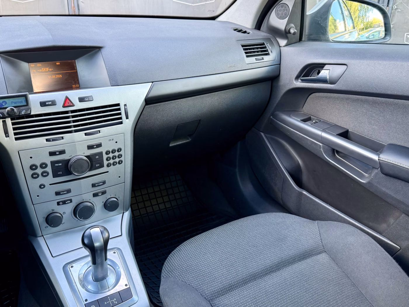 Opel Astra фото 13