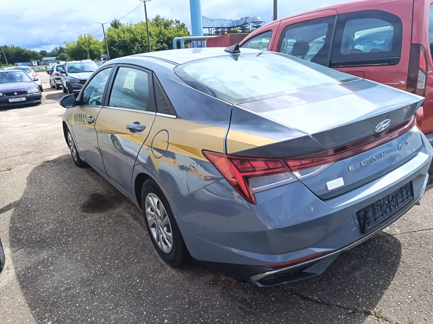 Hyundai Elantra фото 6