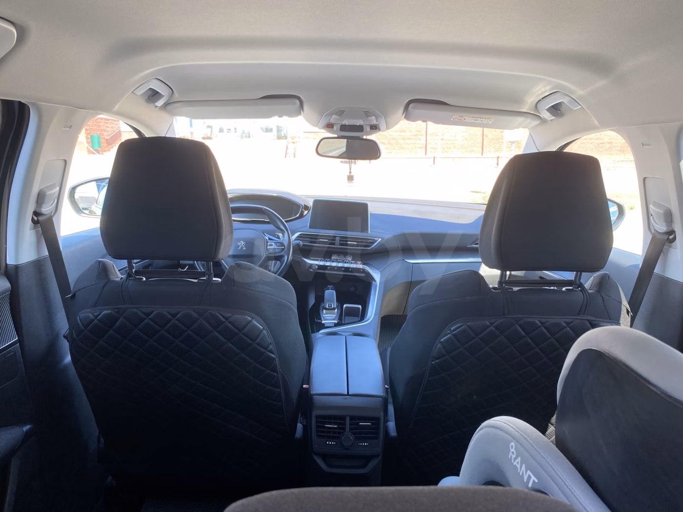 Peugeot 3008 фото 8