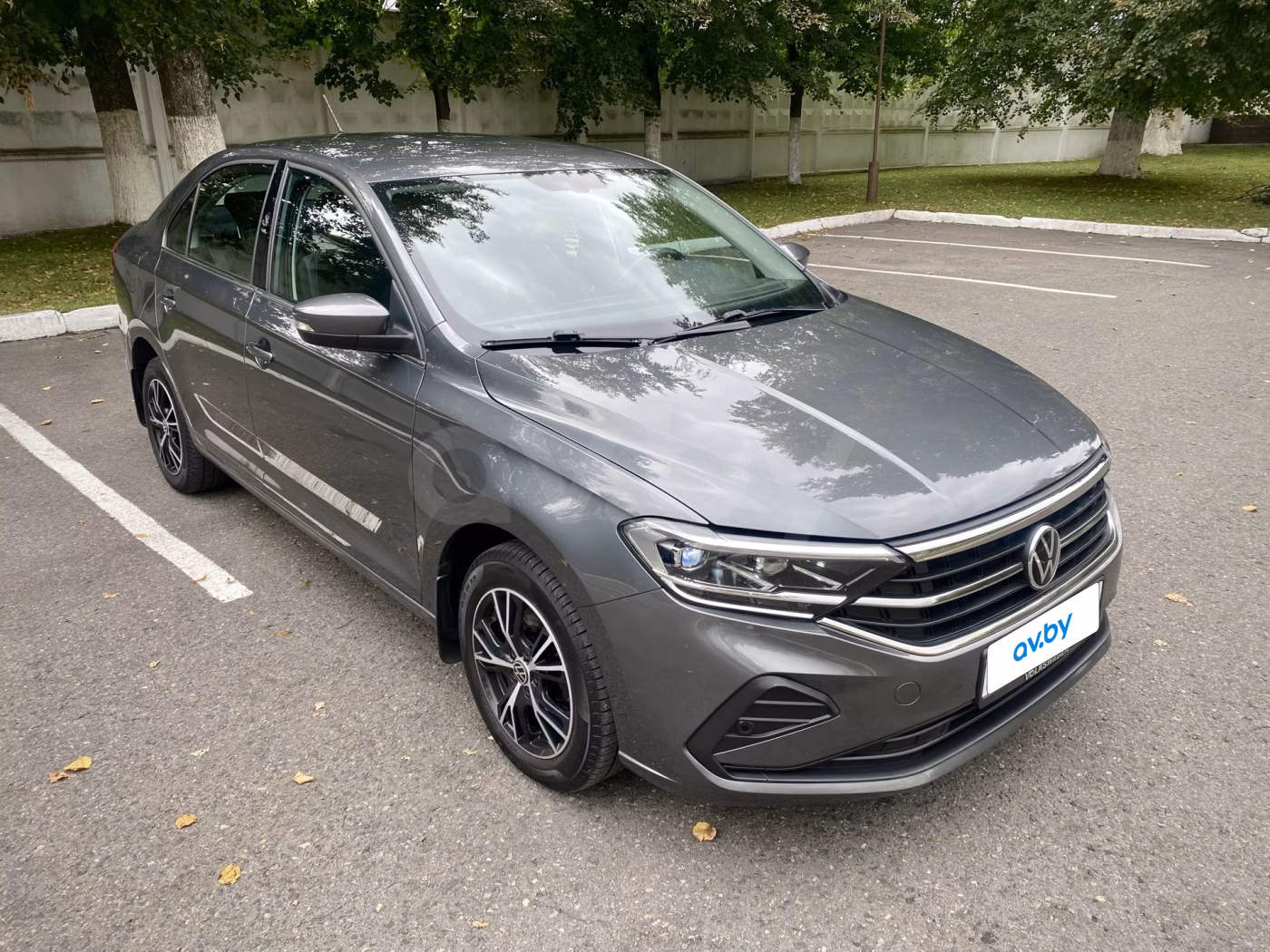 Volkswagen Polo Sedan фото 3