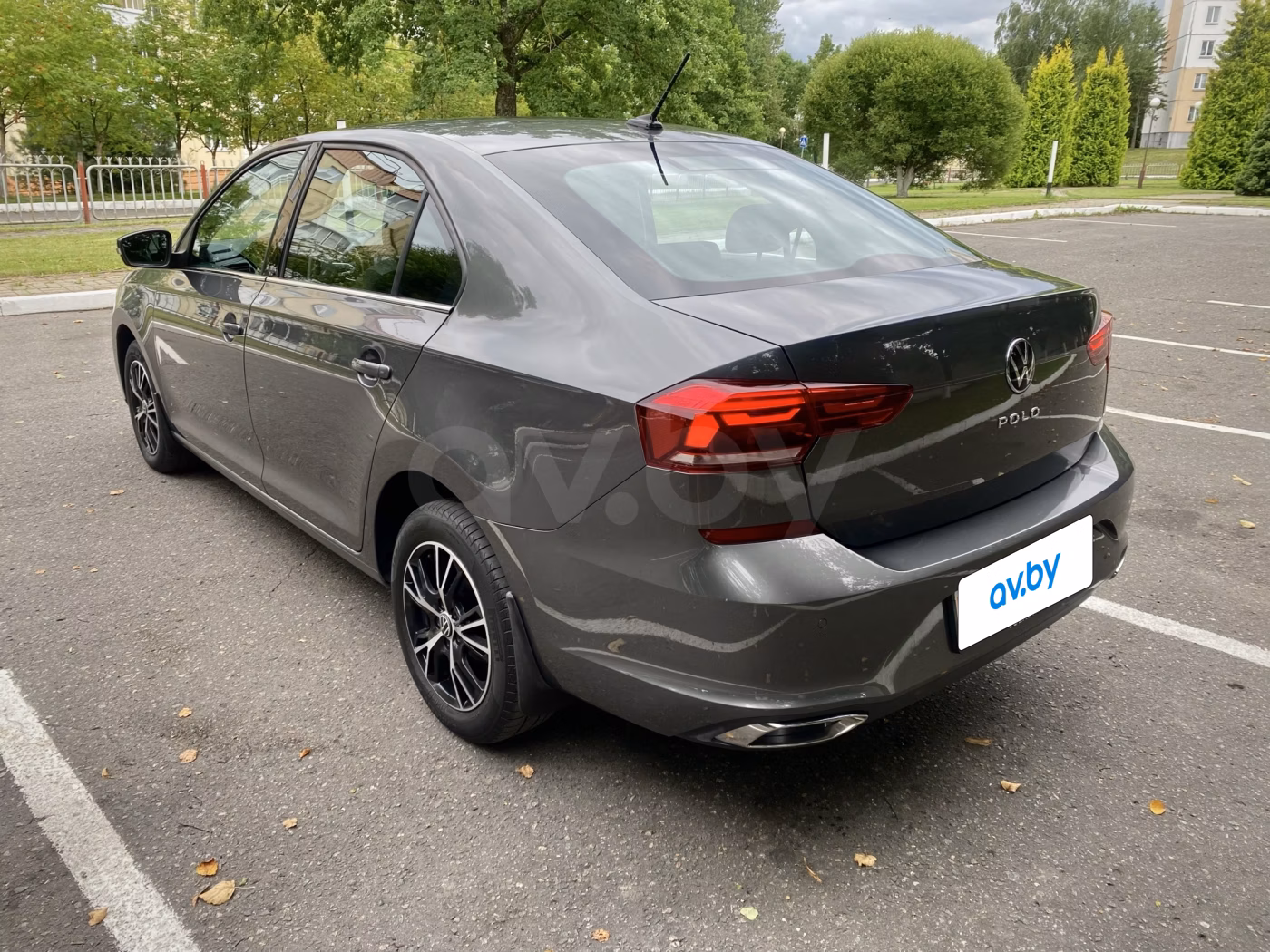 Volkswagen Polo Sedan фото 9