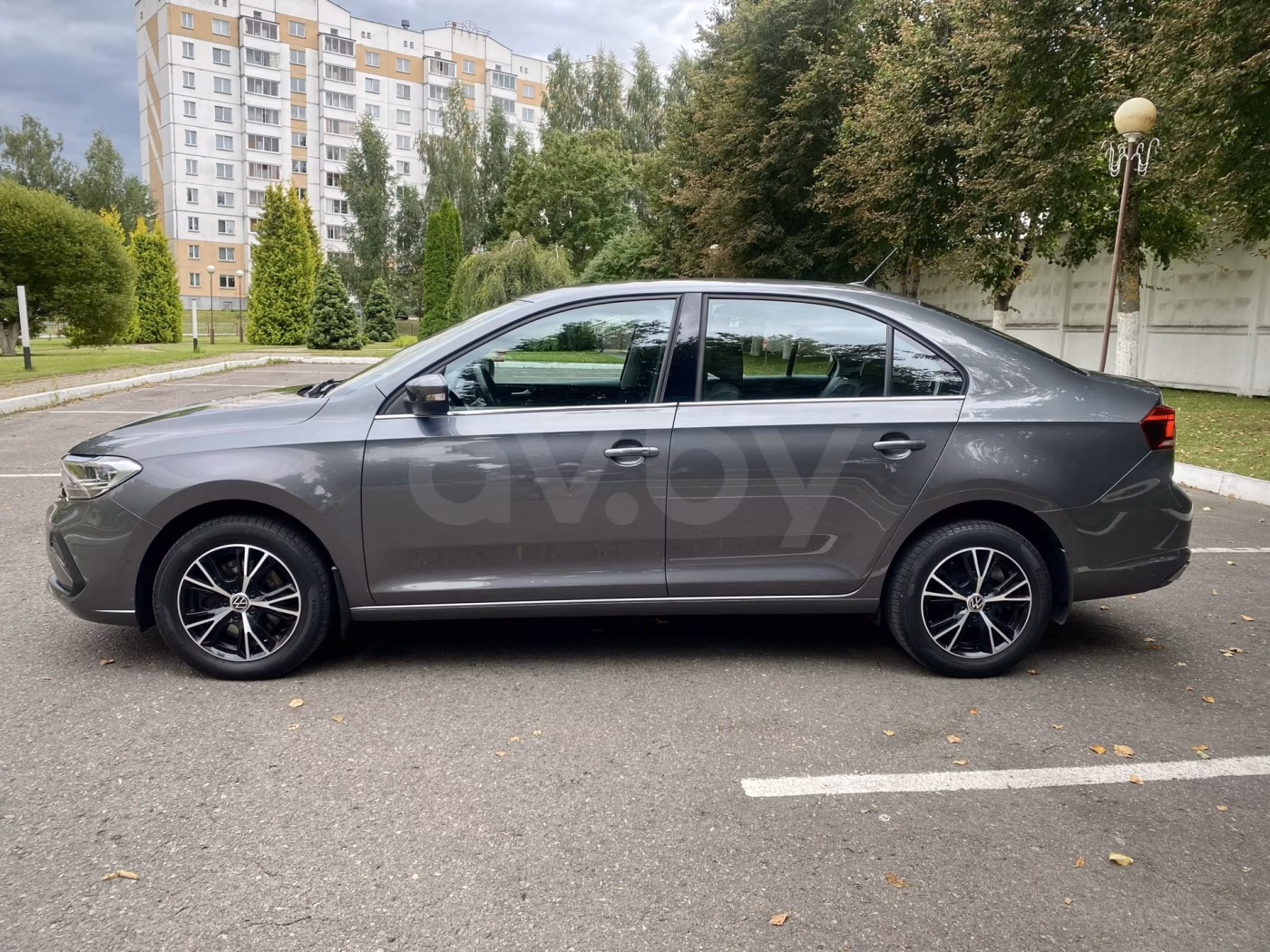Volkswagen Polo Sedan фото 10