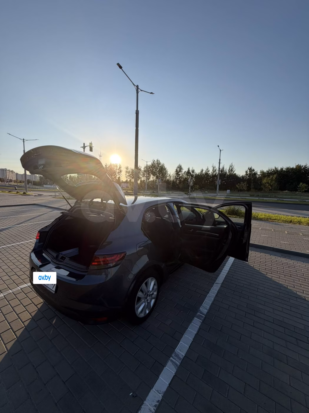 Renault Megane фото 9