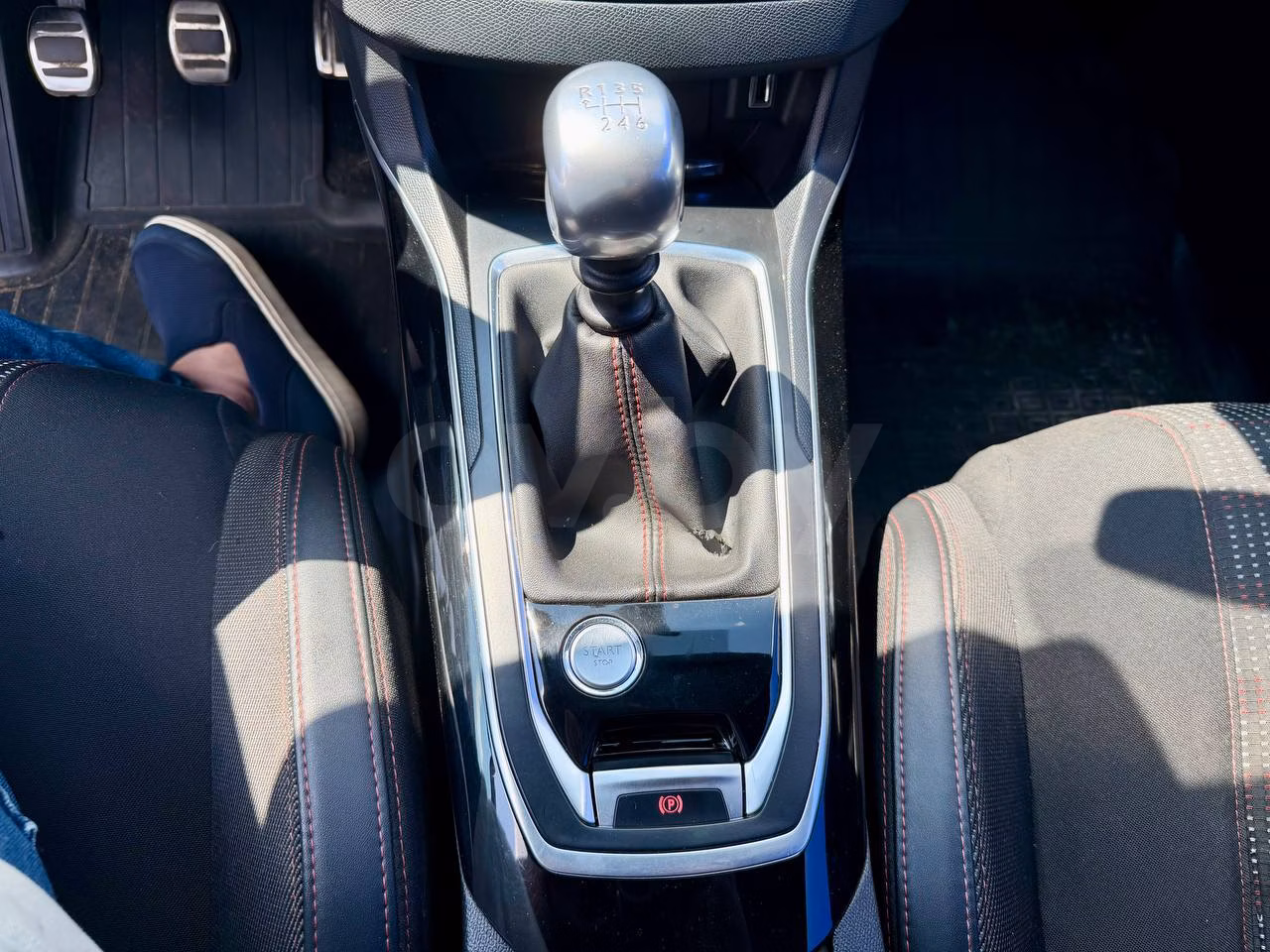 Peugeot 308 фото 13