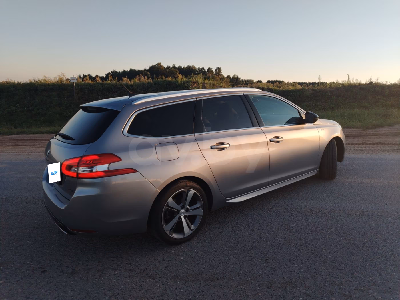 Peugeot 308 фото 2