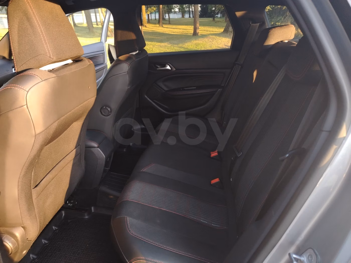 Peugeot 308 фото 11