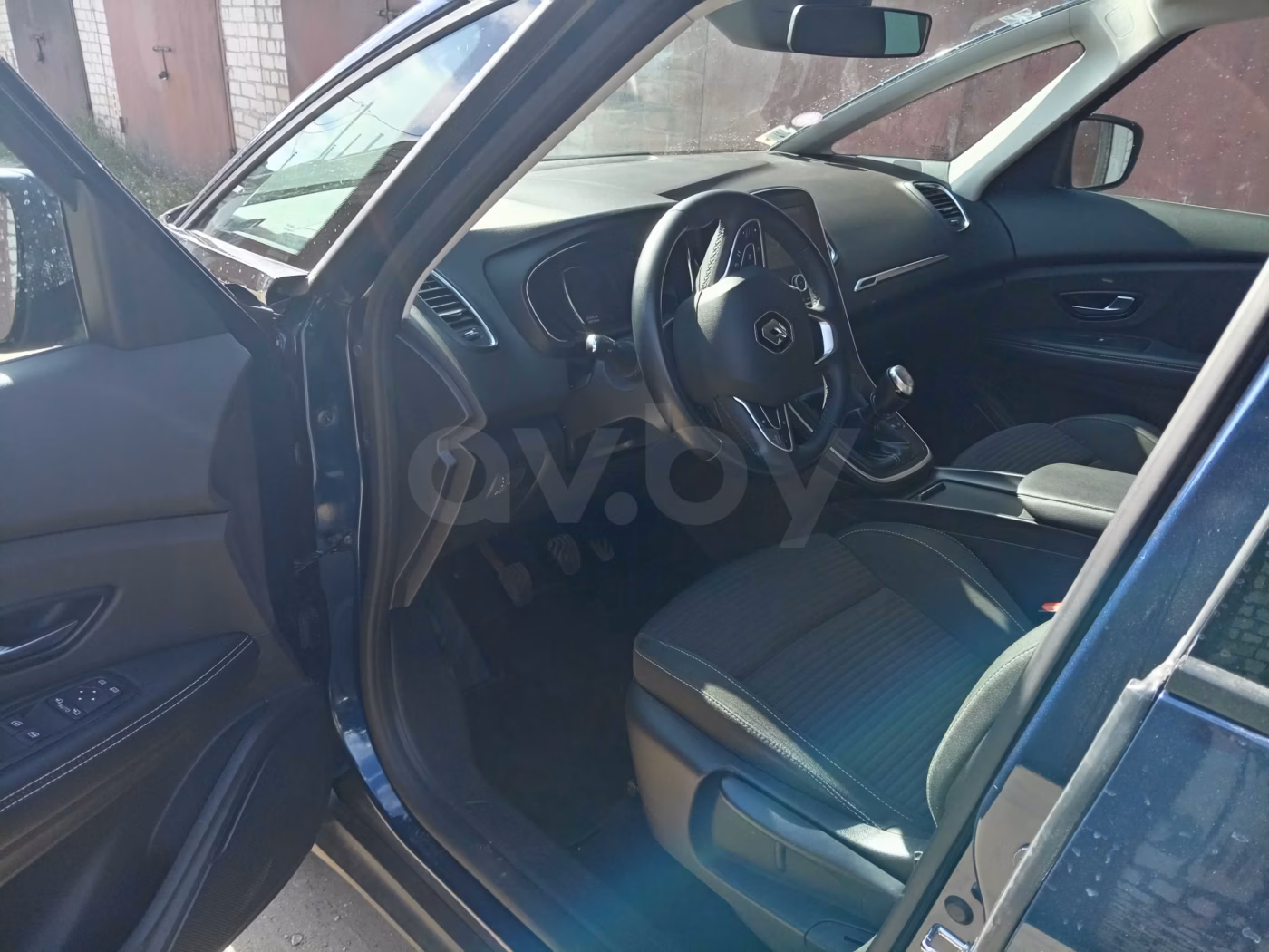 Renault Scenic фото 7