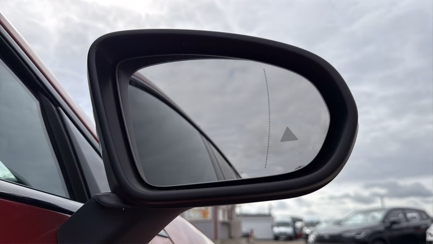 Mercedes-Benz CLA фото 19