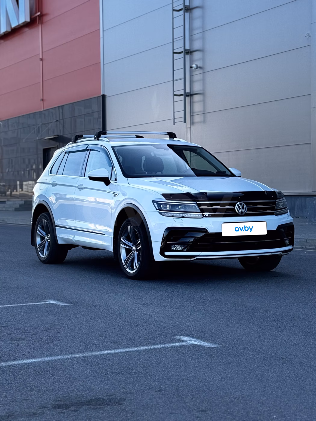 Volkswagen Tiguan фото 3