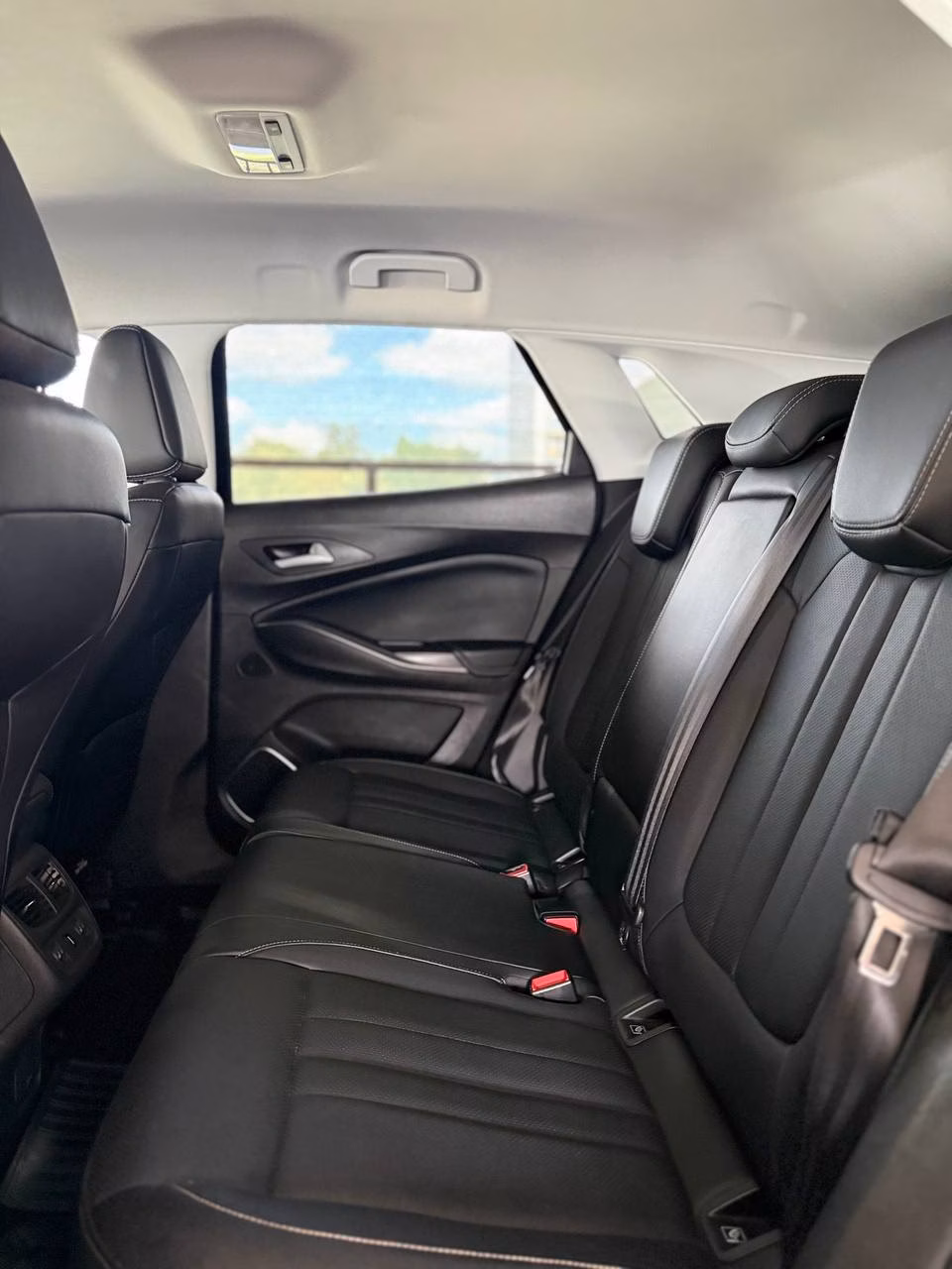 Opel Grandland X фото 15