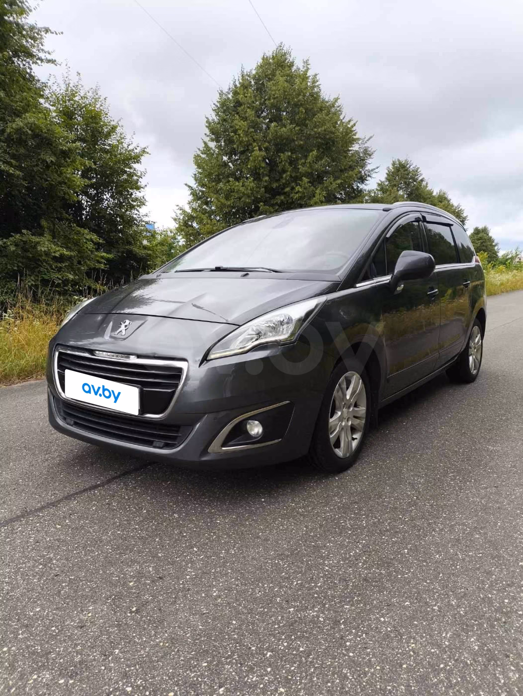 Peugeot 5008 фото 3