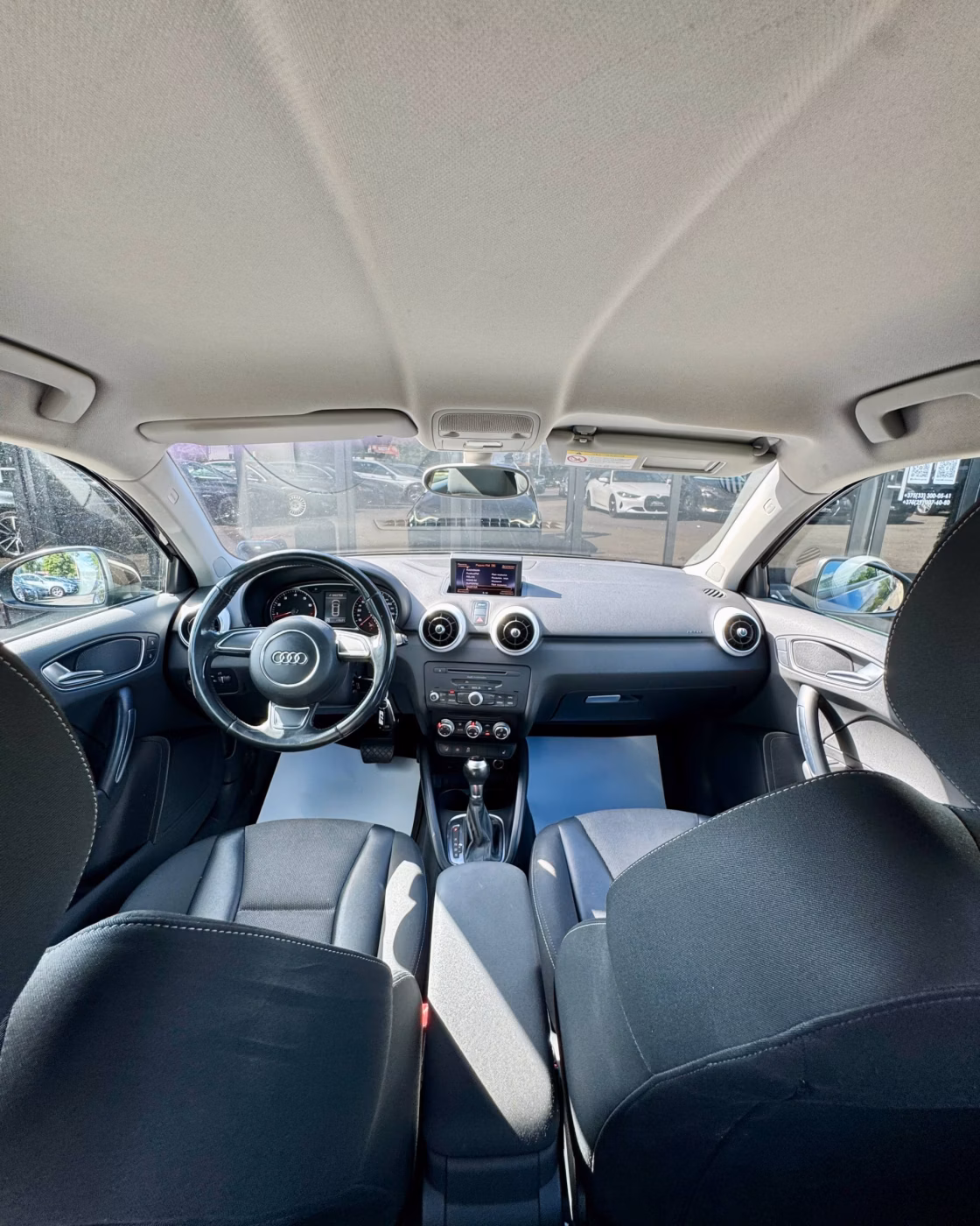 Audi A1 фото 9