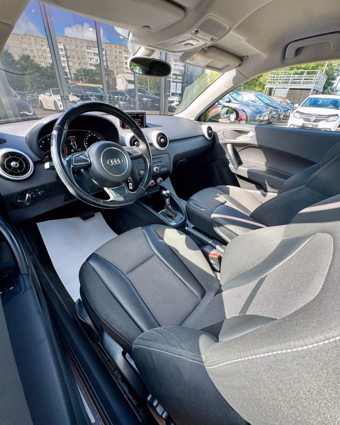 Audi A1 фото 10