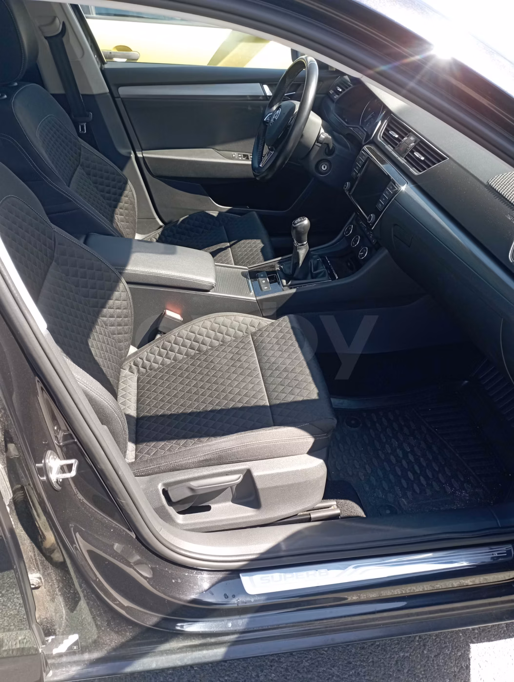Skoda Superb фото 9