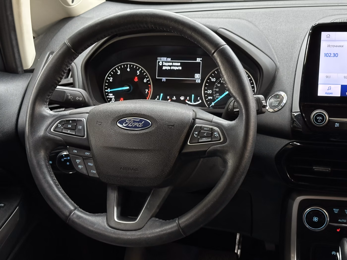 Ford EcoSport фото 11