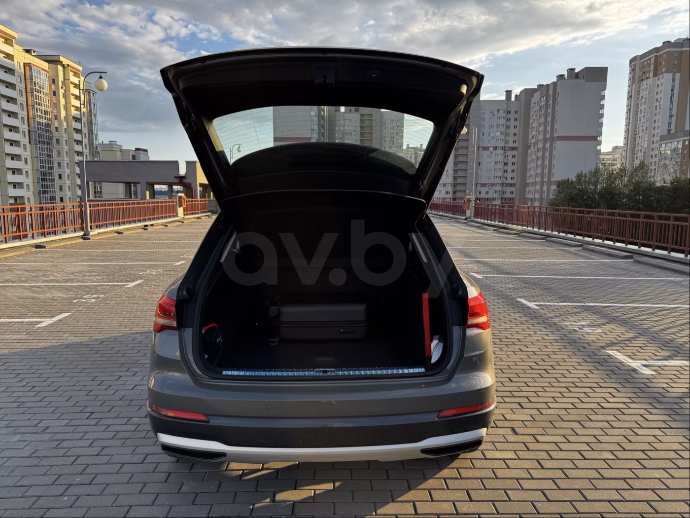 Audi Q3 фото 9