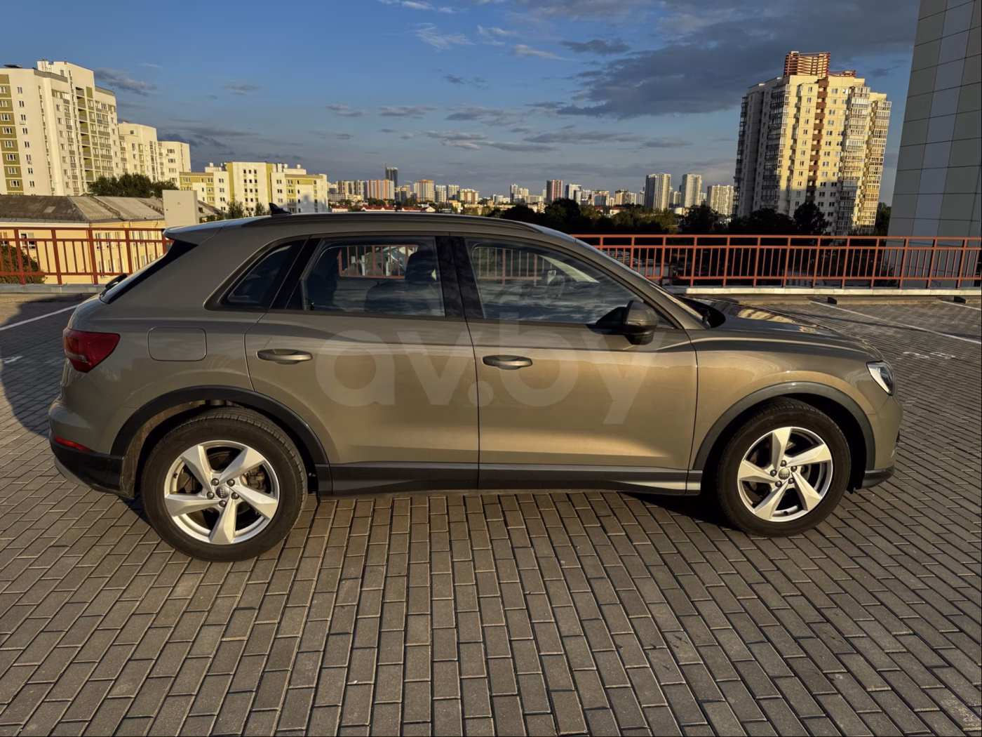 Audi Q3 фото 5