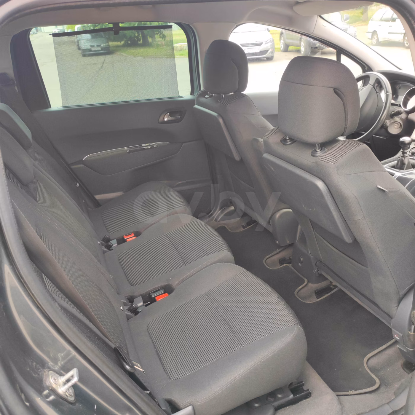 Peugeot 5008 фото 10