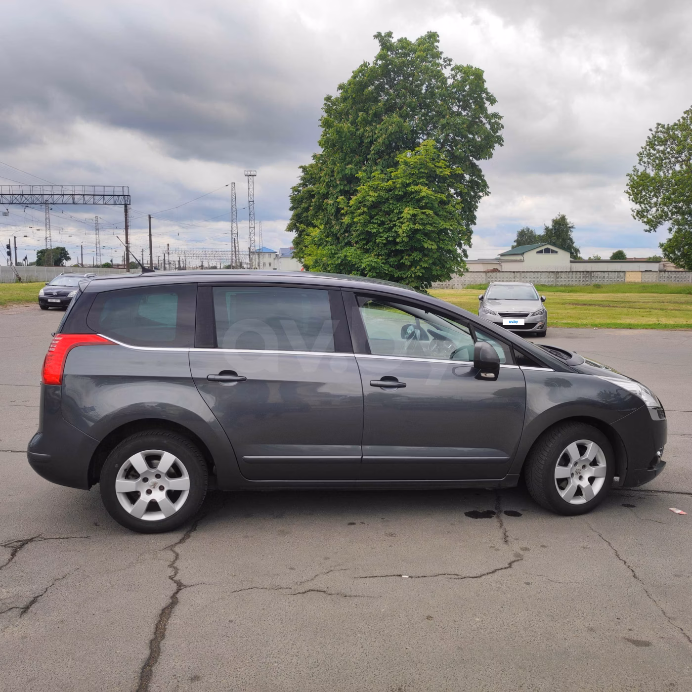 Peugeot 5008 фото 5