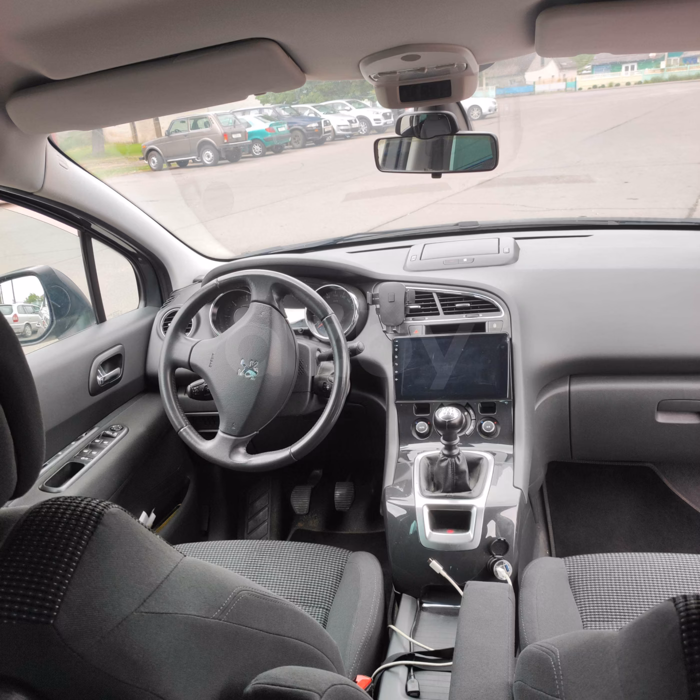 Peugeot 5008 фото 7