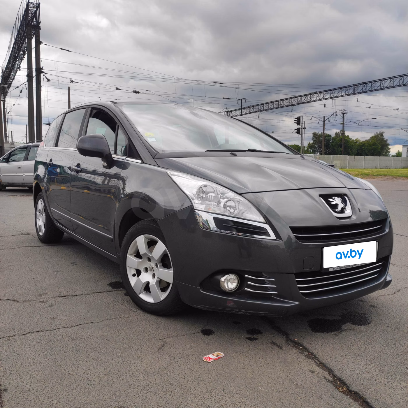 Peugeot 5008 фото 6