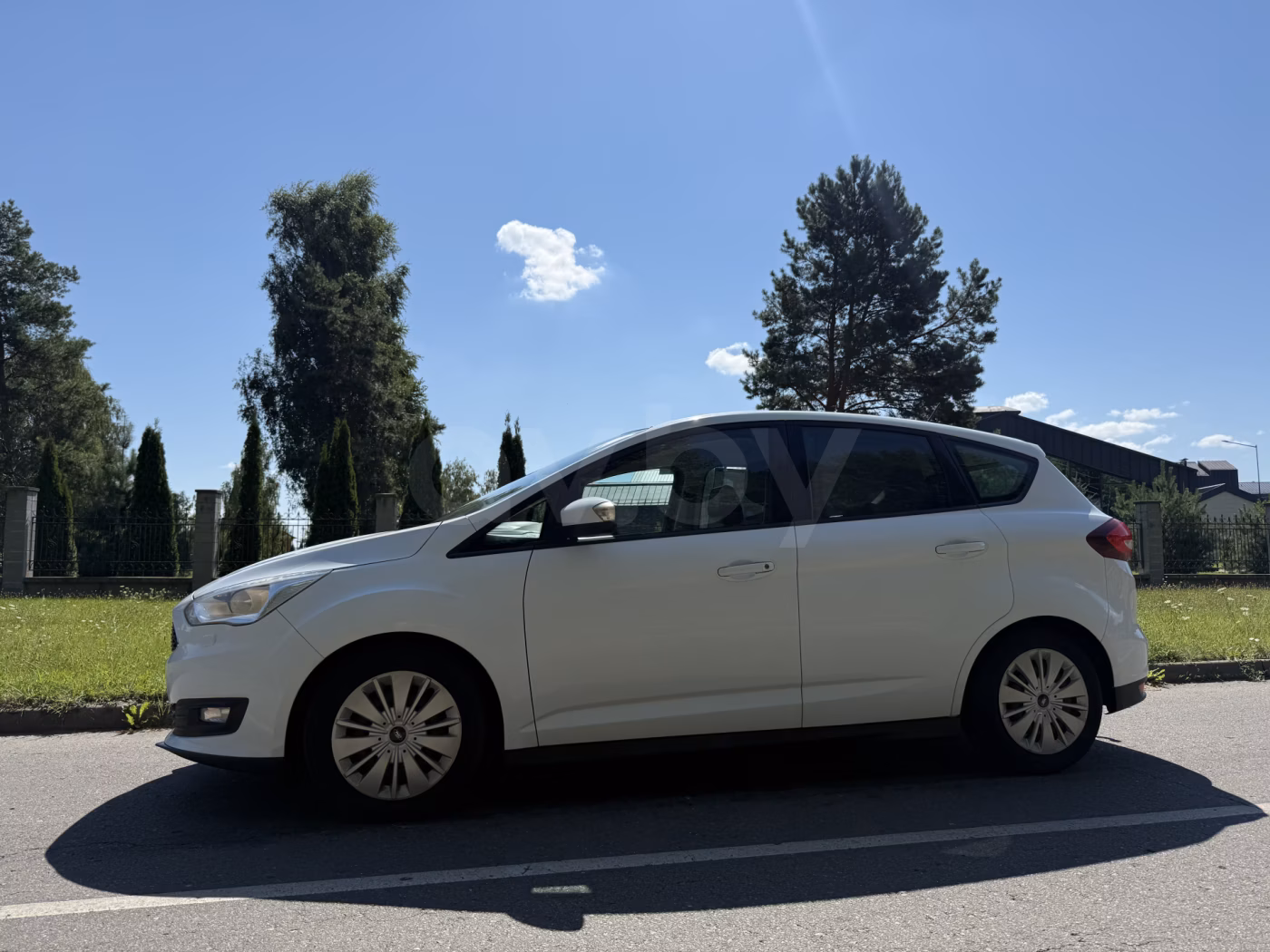 Ford C-MAX фото 9
