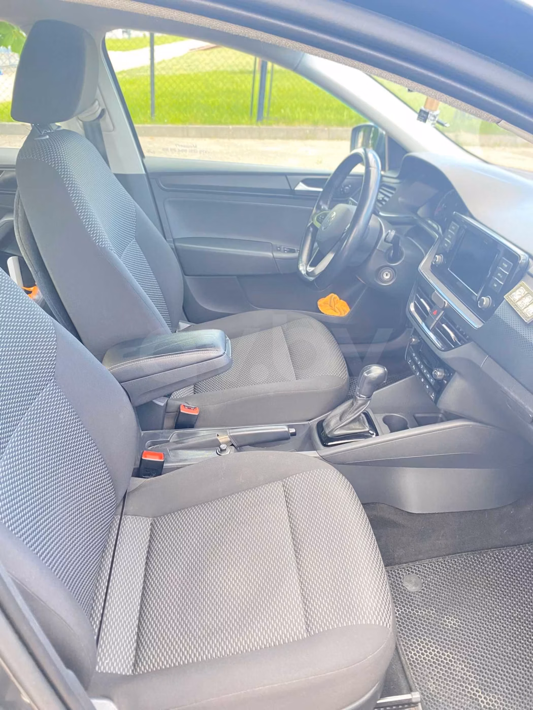Volkswagen Polo фото 13
