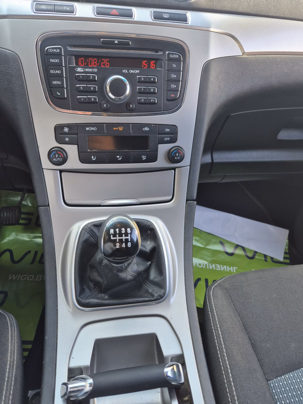 Ford Galaxy фото 15