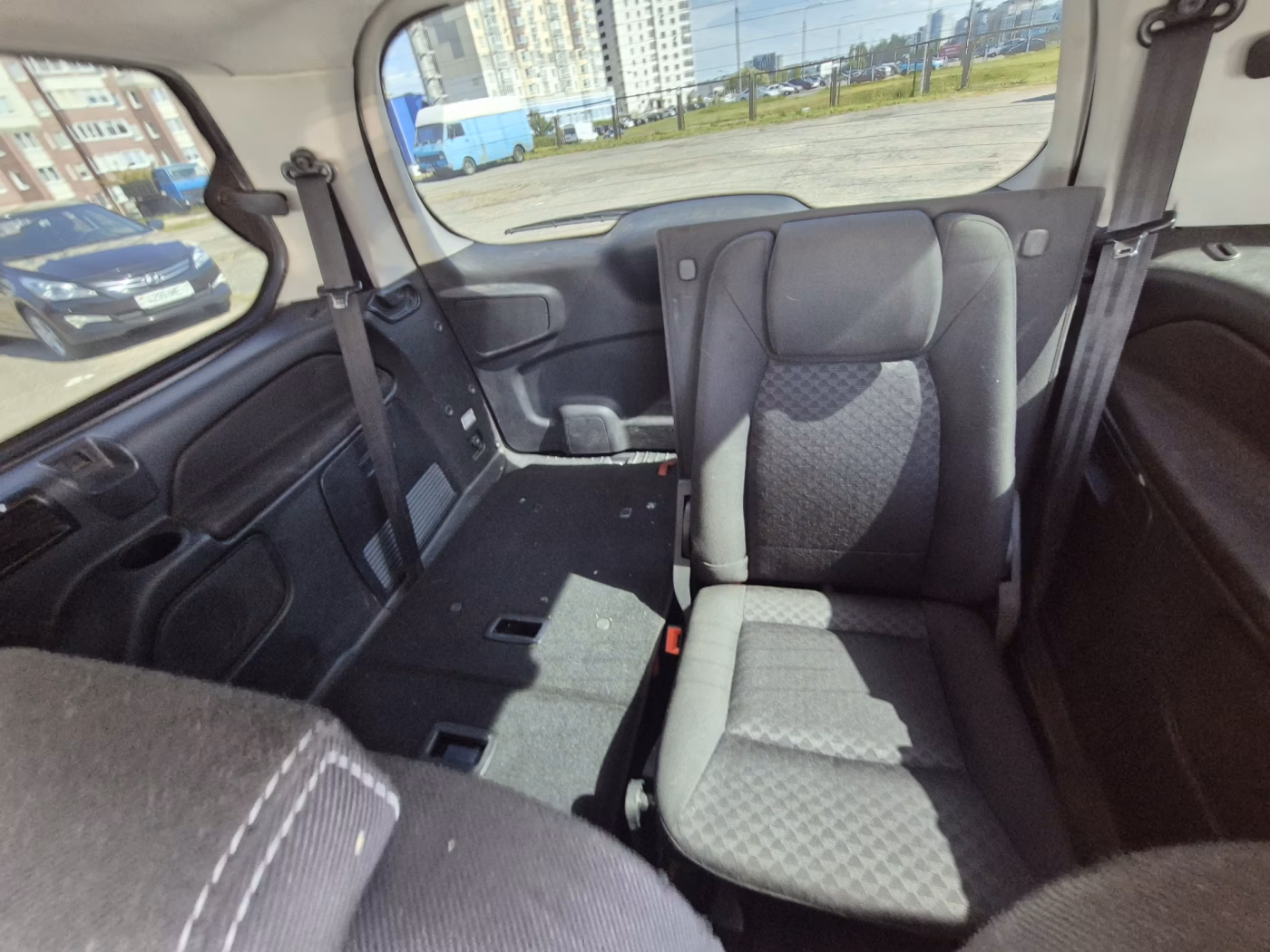 Ford Galaxy фото 13