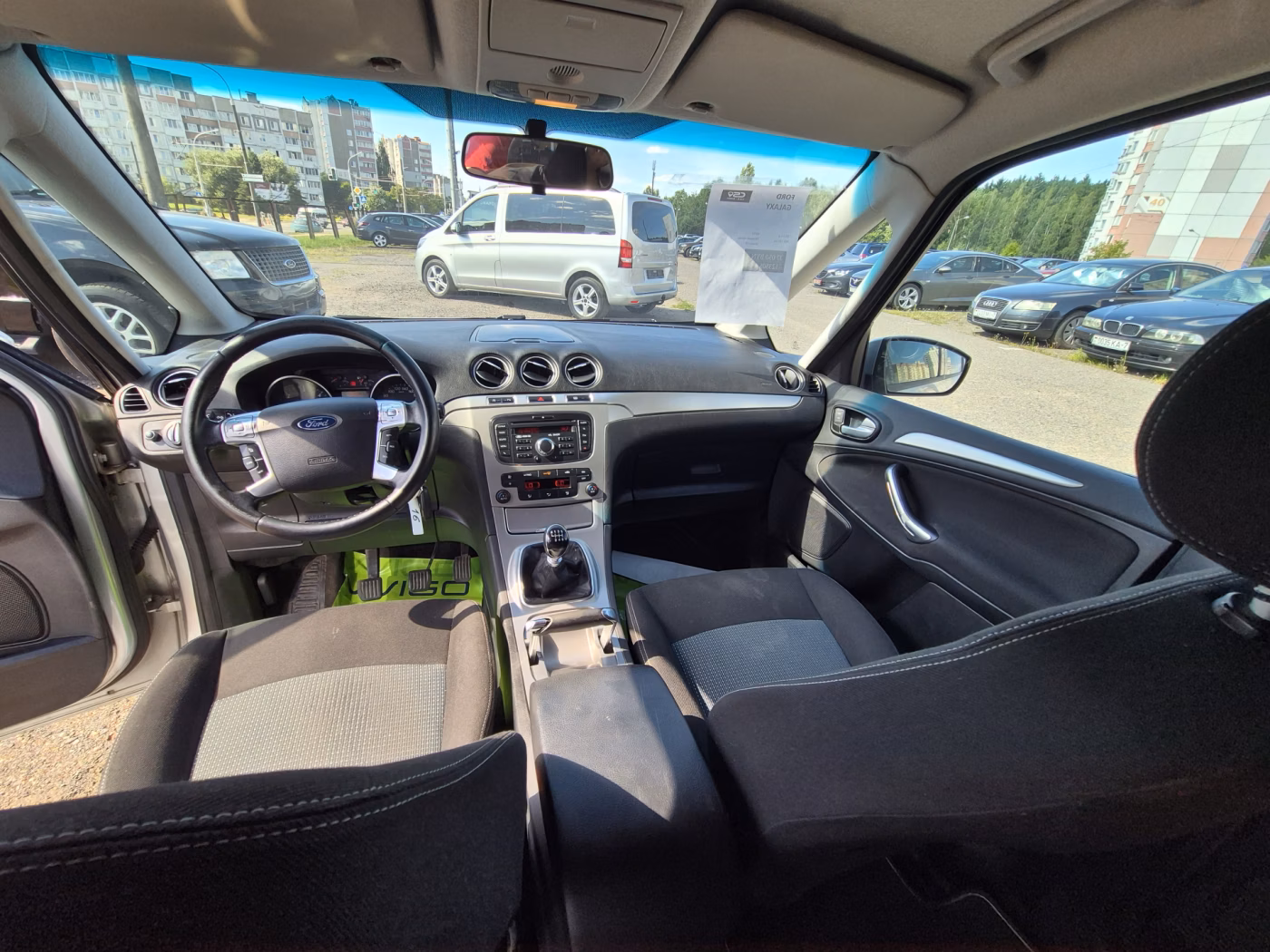 Ford Galaxy фото 7